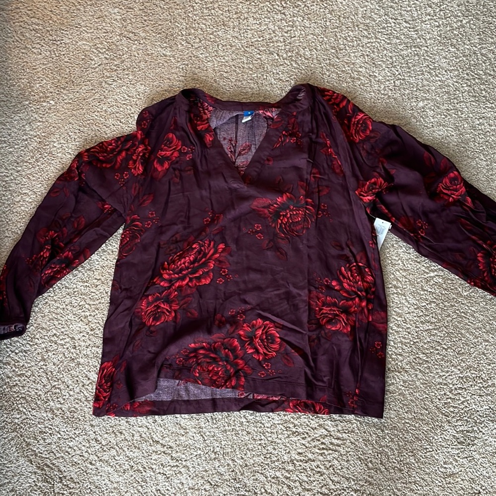 Old Navy Blouse. NWT
